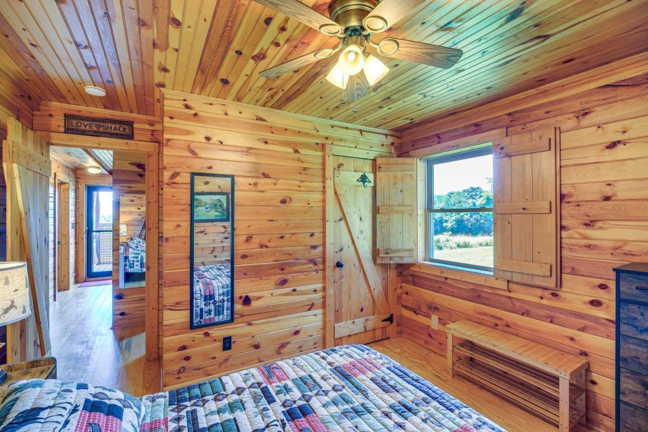 Blue Ridge Mountain Cabin With Views And Hot Tub Sparta Exterior foto