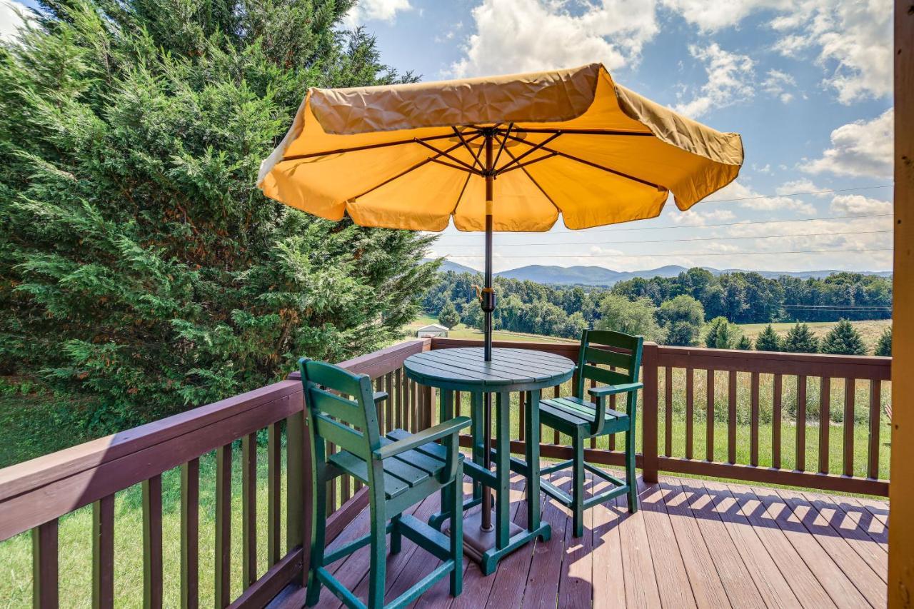 Blue Ridge Mountain Cabin With Views And Hot Tub Sparta Exterior foto